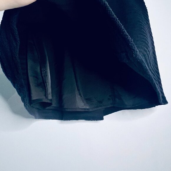 THEORY Black Textured Braswell Leira Skirt Size 2 - Picture 5 of 10